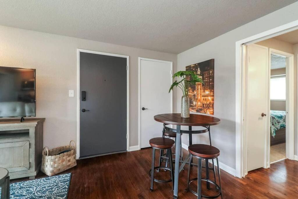 Holly First Floor 2 King Beds Βίλα Κάνσας Σίτι Εξωτερικό φωτογραφία