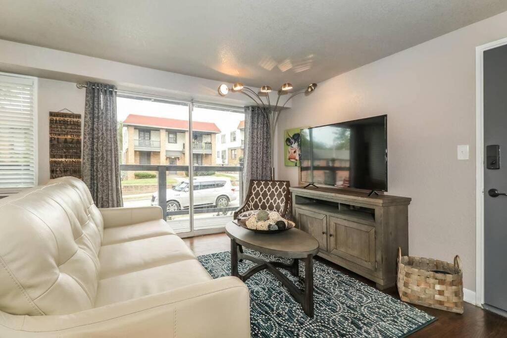 Holly First Floor 2 King Beds Βίλα Κάνσας Σίτι Εξωτερικό φωτογραφία